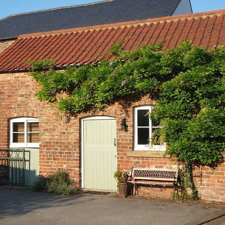 The Stables At Owlett Hall Crowle  Buitenkant foto