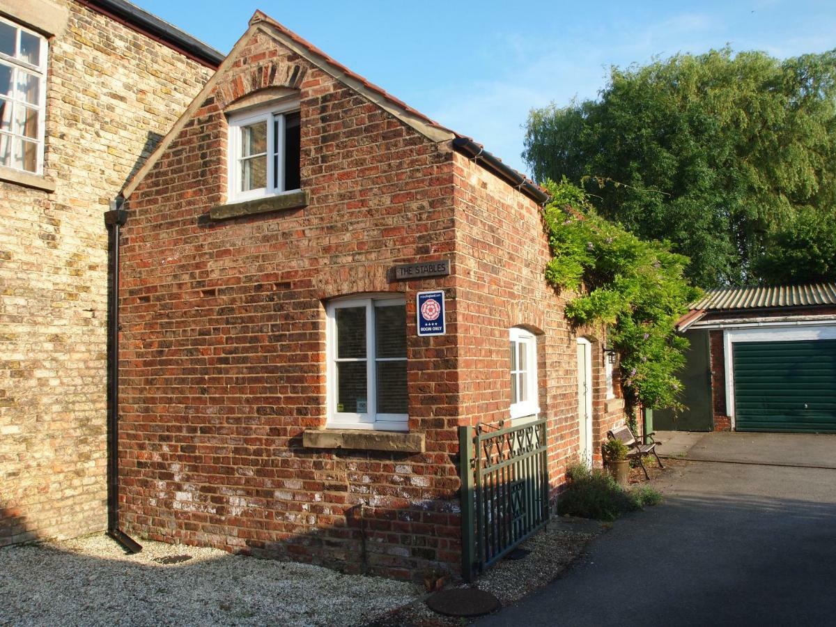 The Stables At Owlett Hall Crowle  Buitenkant foto
